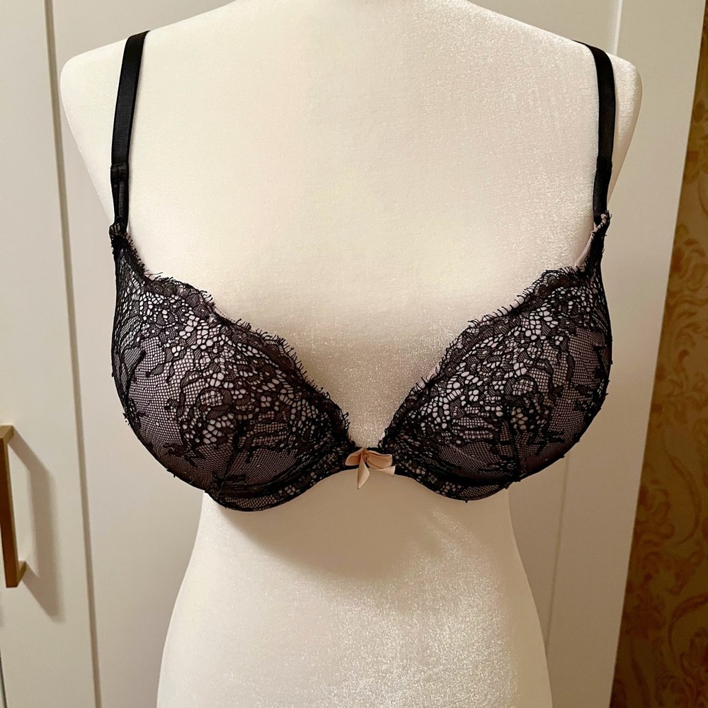 Victoria’s Secret Add 2 Sizes Bra